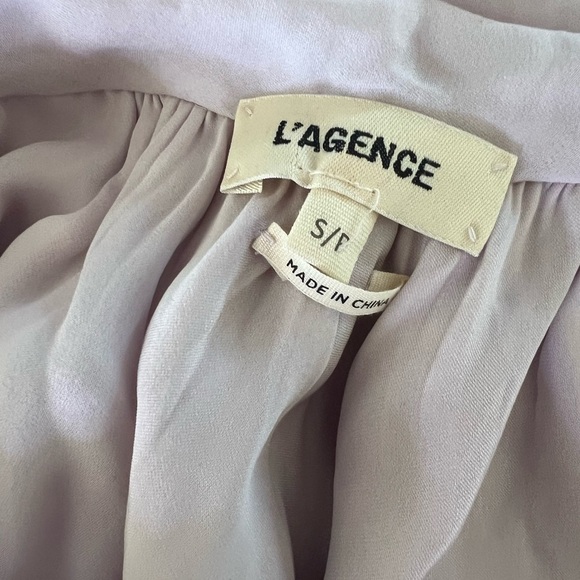 L’AGENCE Scoop Neck Sleeveless Blouse in pretty Lavender - Picture 11 of 15